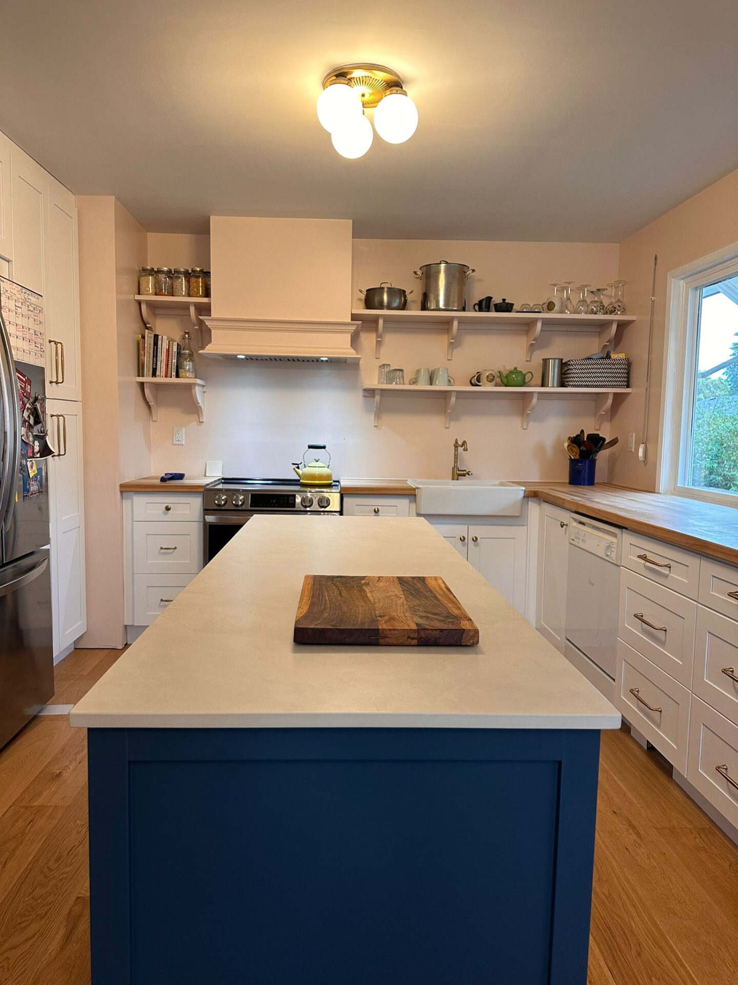 Classic Kitchen with Navy Island